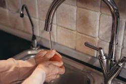 drinking_water.67191354d8a27