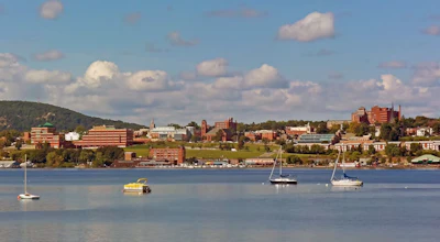 Downtown_Newburgh_from_Beacon.6709349e89a46