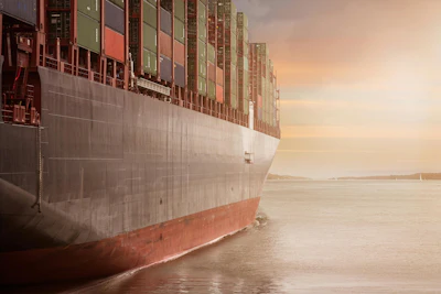 tariffs shipping