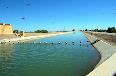 FEMA_-_44635_-_American_Canal_in_California
