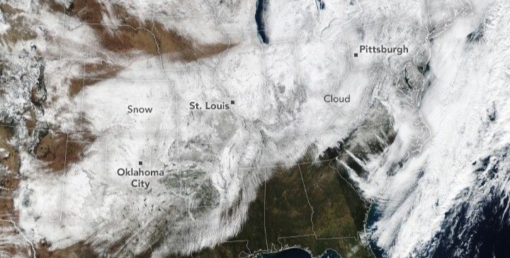 Map showing U.S. regions that were most affected by Winter Storm Fern. | Photo by Laura Dauphin for the NASA Earth Observatory