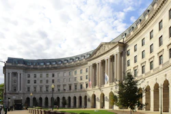 Epa Hq Wj Clinton Building Main Entrance 2018a (1)